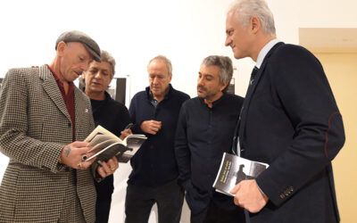 La exposición “Sabía leer el cielo”, sobre la emigración irlandesa, se muestra por primera vez en España en la Sala de Exposiciones del Ayuntamiento de Logroño